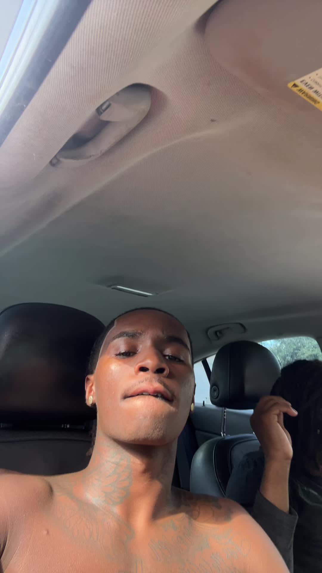 @zy