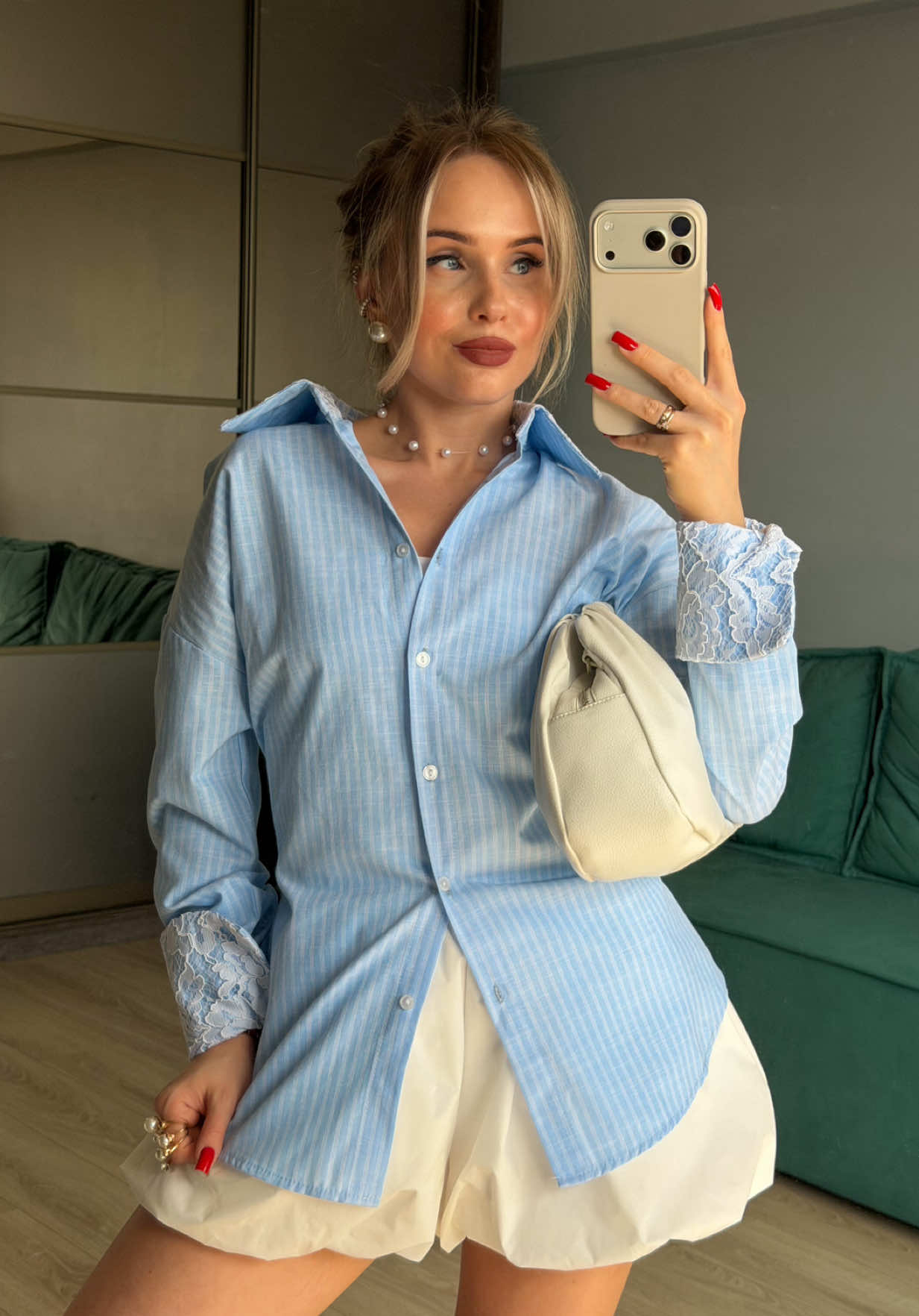 @Карина_Бобкова