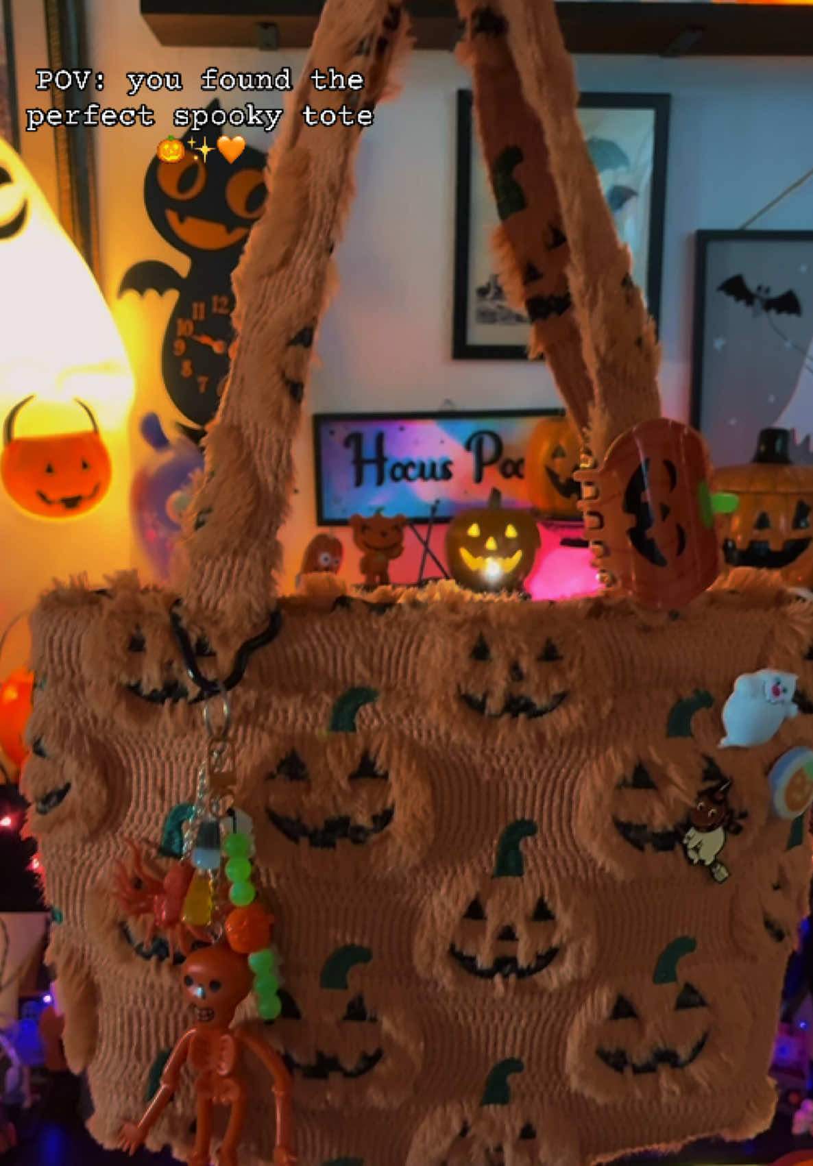 @Valeria🎃🖤🕸️