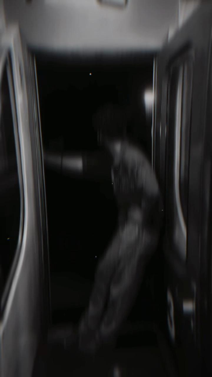 @𝑹 𝑰 𝑺 𝑳 𝒀__⚡️🤍
