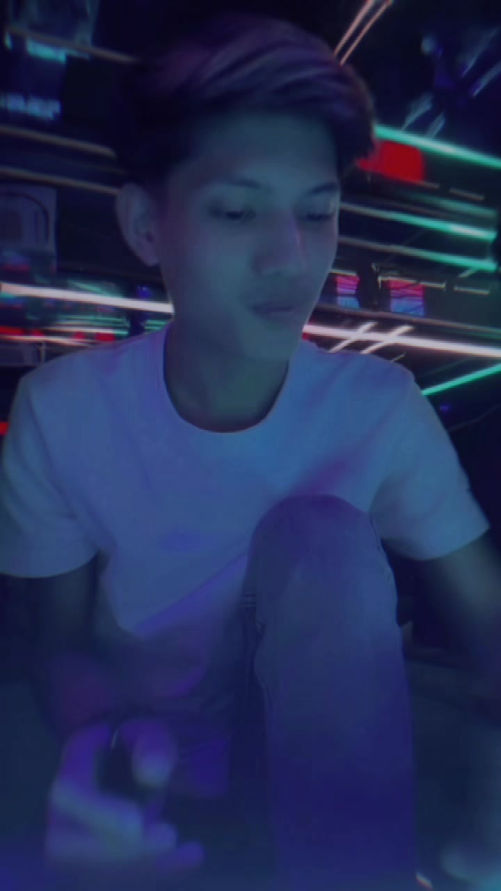 @𝐪𝐞𝐞𝐥