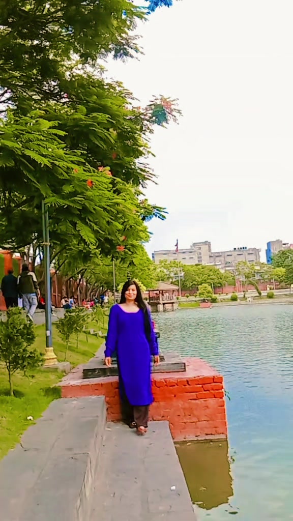 @देबा कुमाल्👑