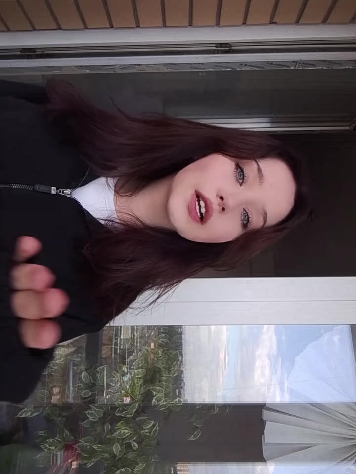@̴Власова