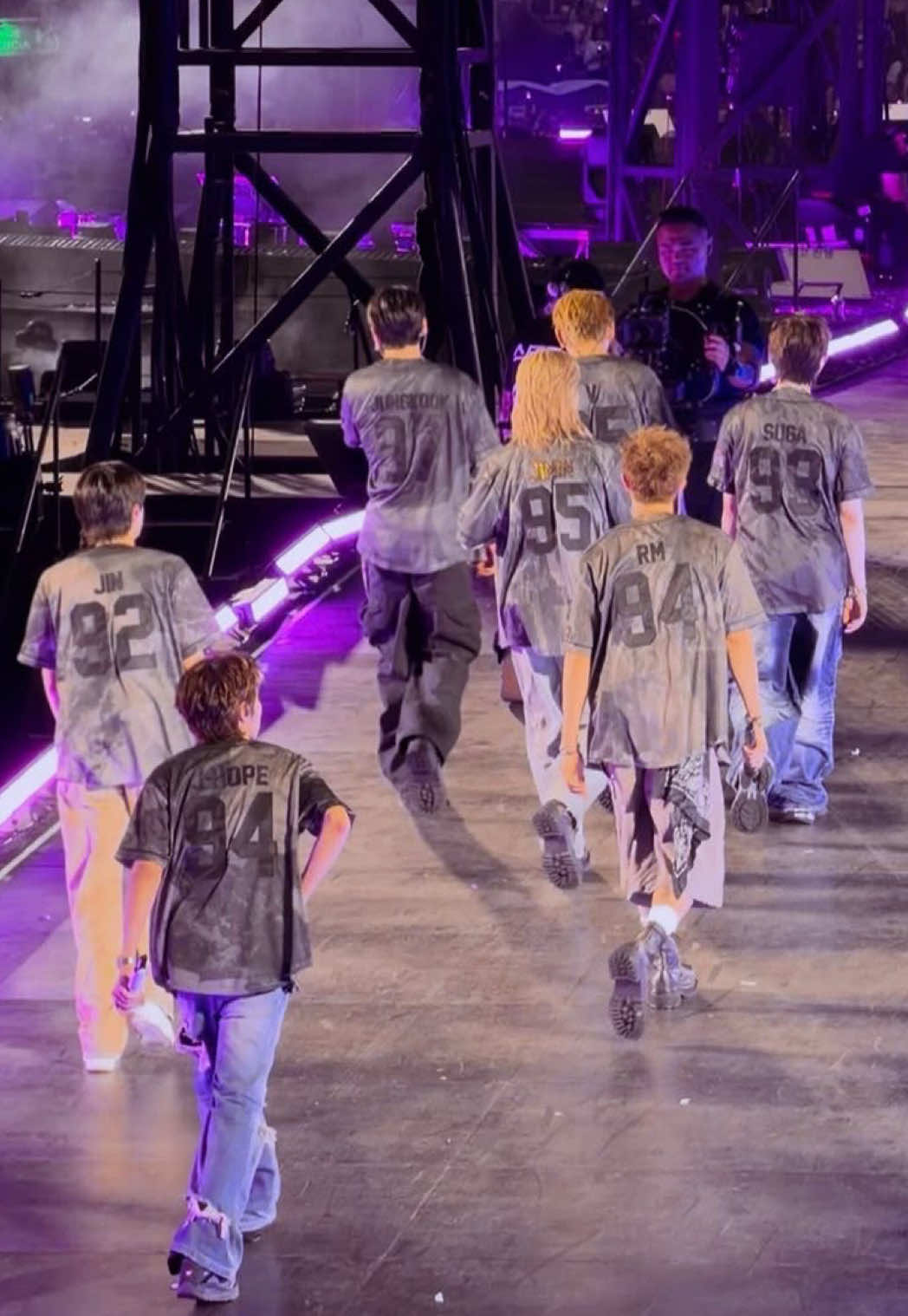 @⁷⟭⟬BTSVT𖧷¹³
