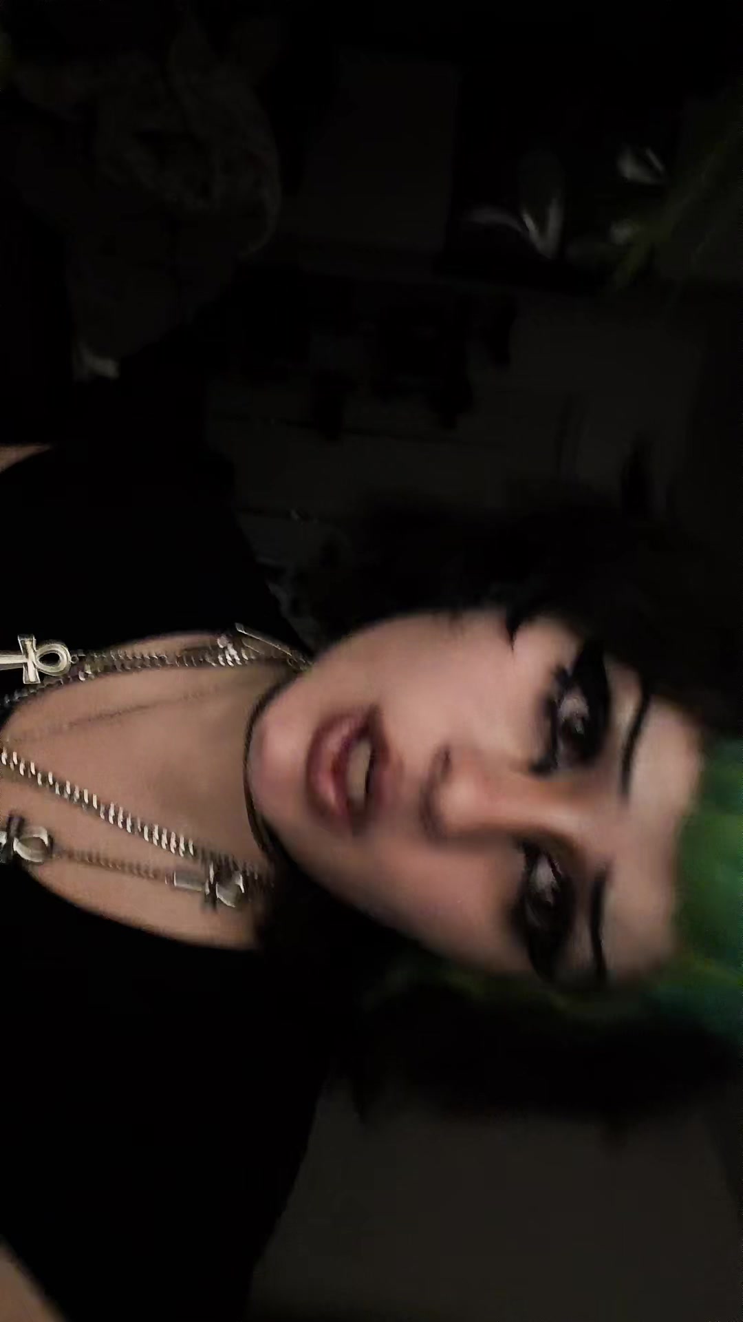 @bloodyzwingz