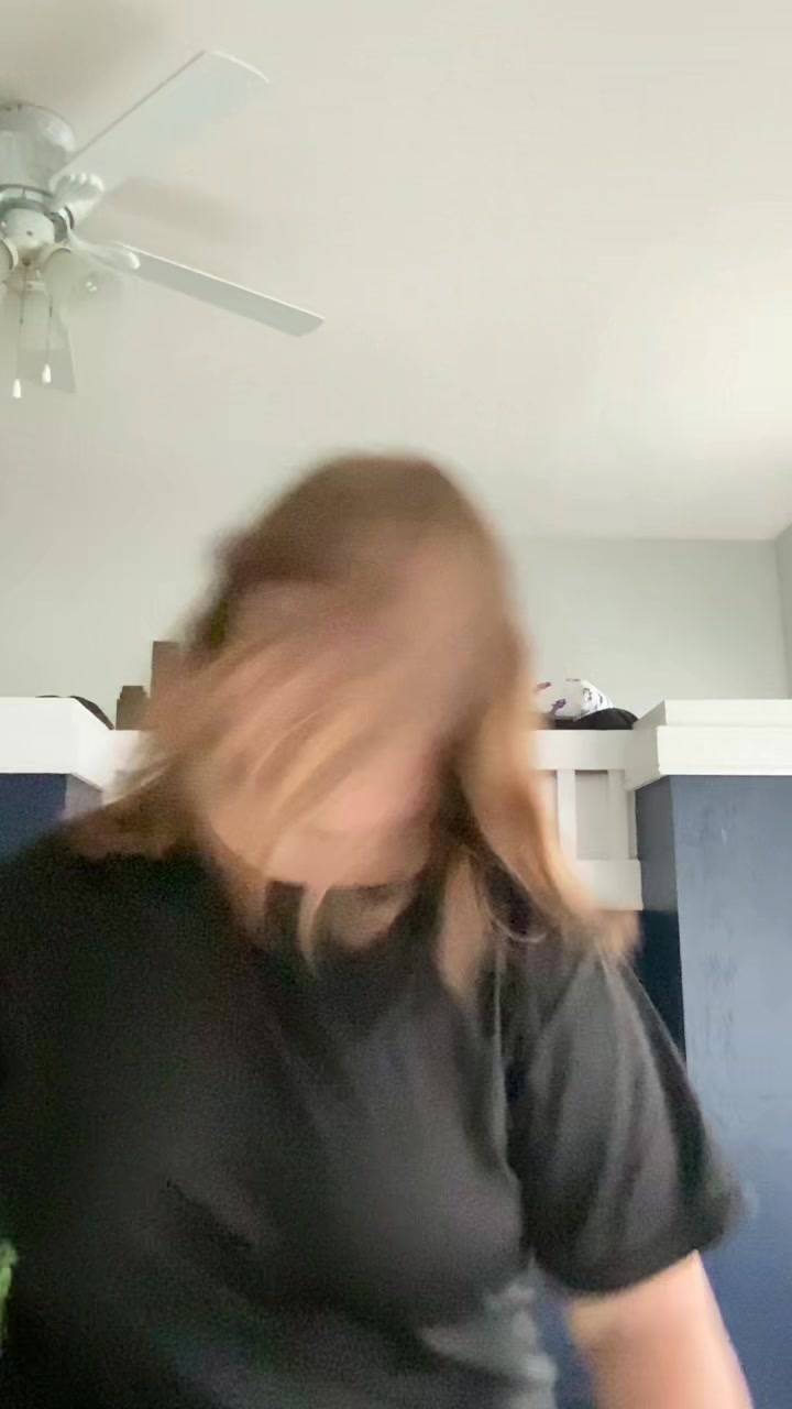 @hollywoodhailey
