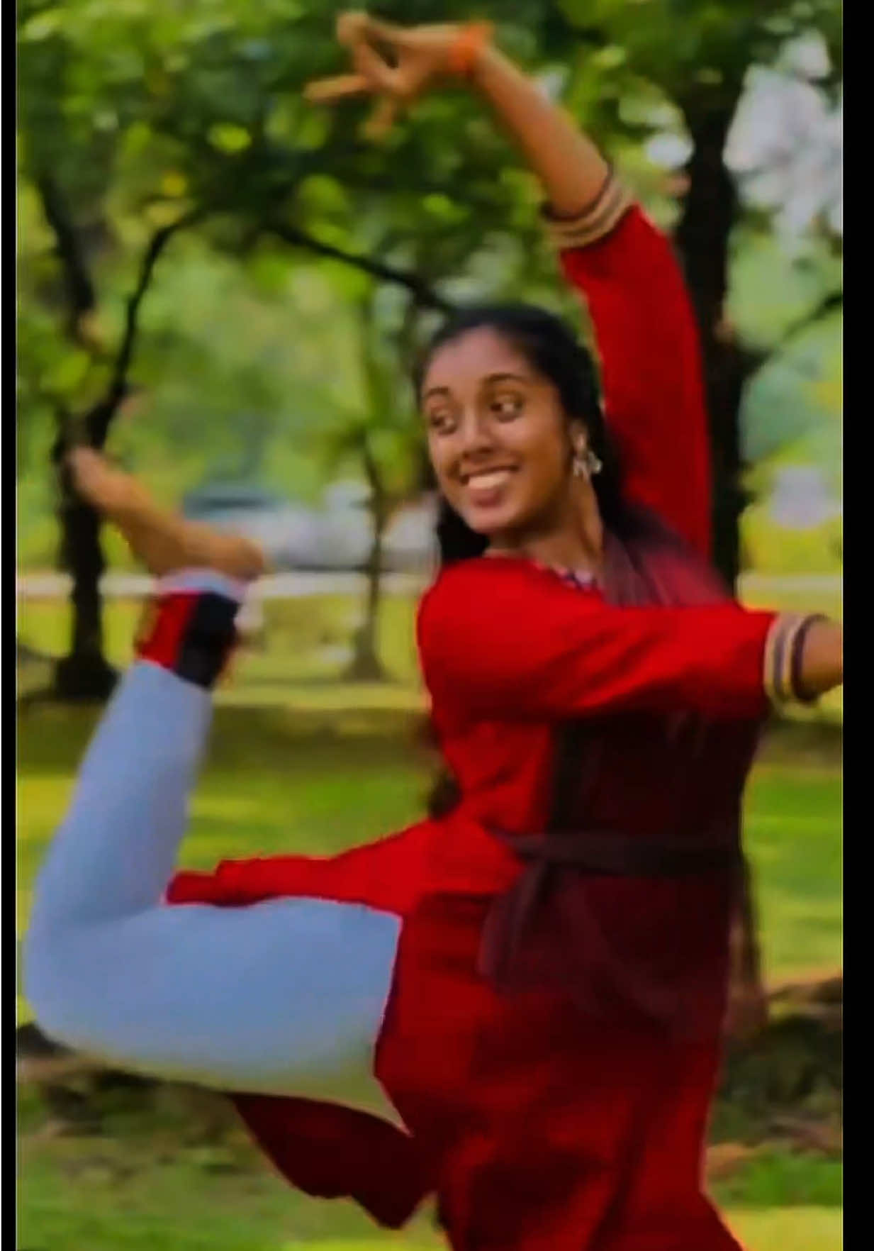 @Tharshini Rama | Creator