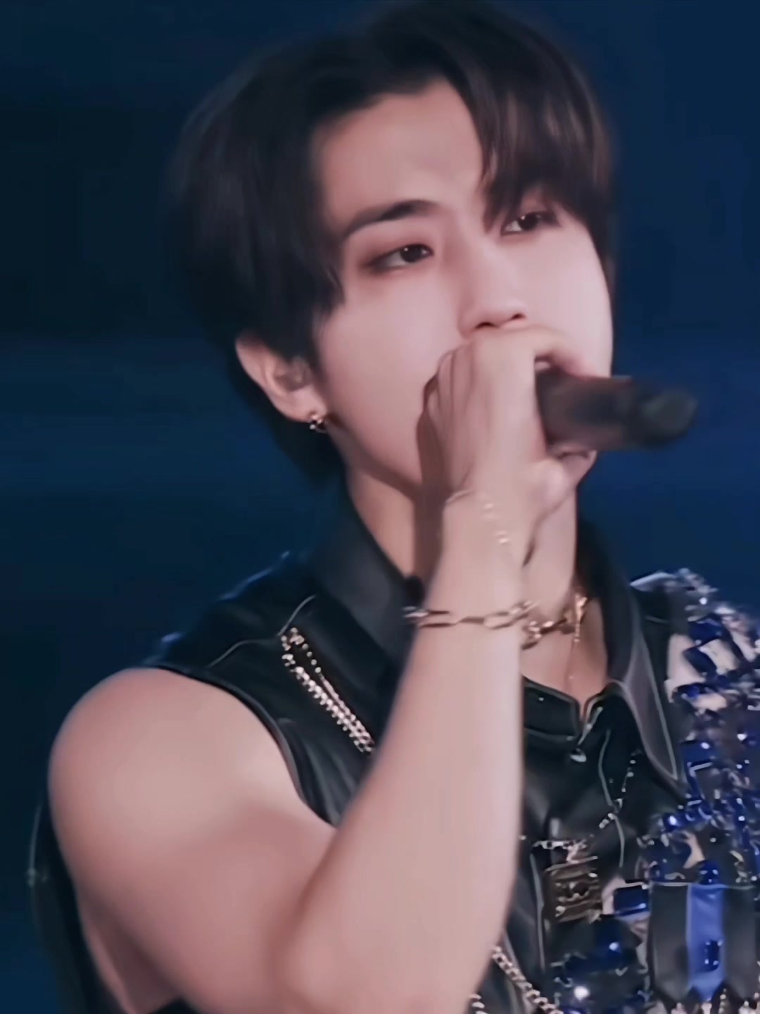 @𝐄𝐫𝐮