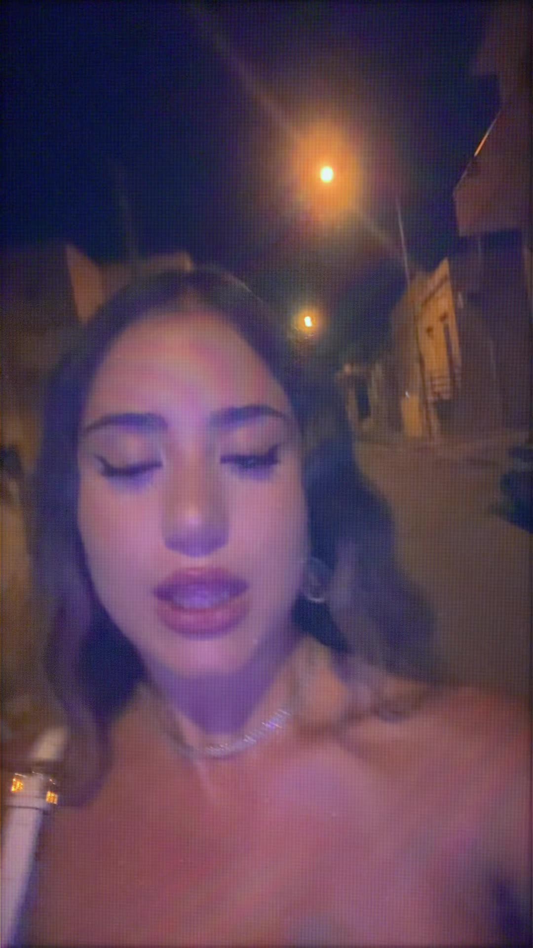 @Marika__