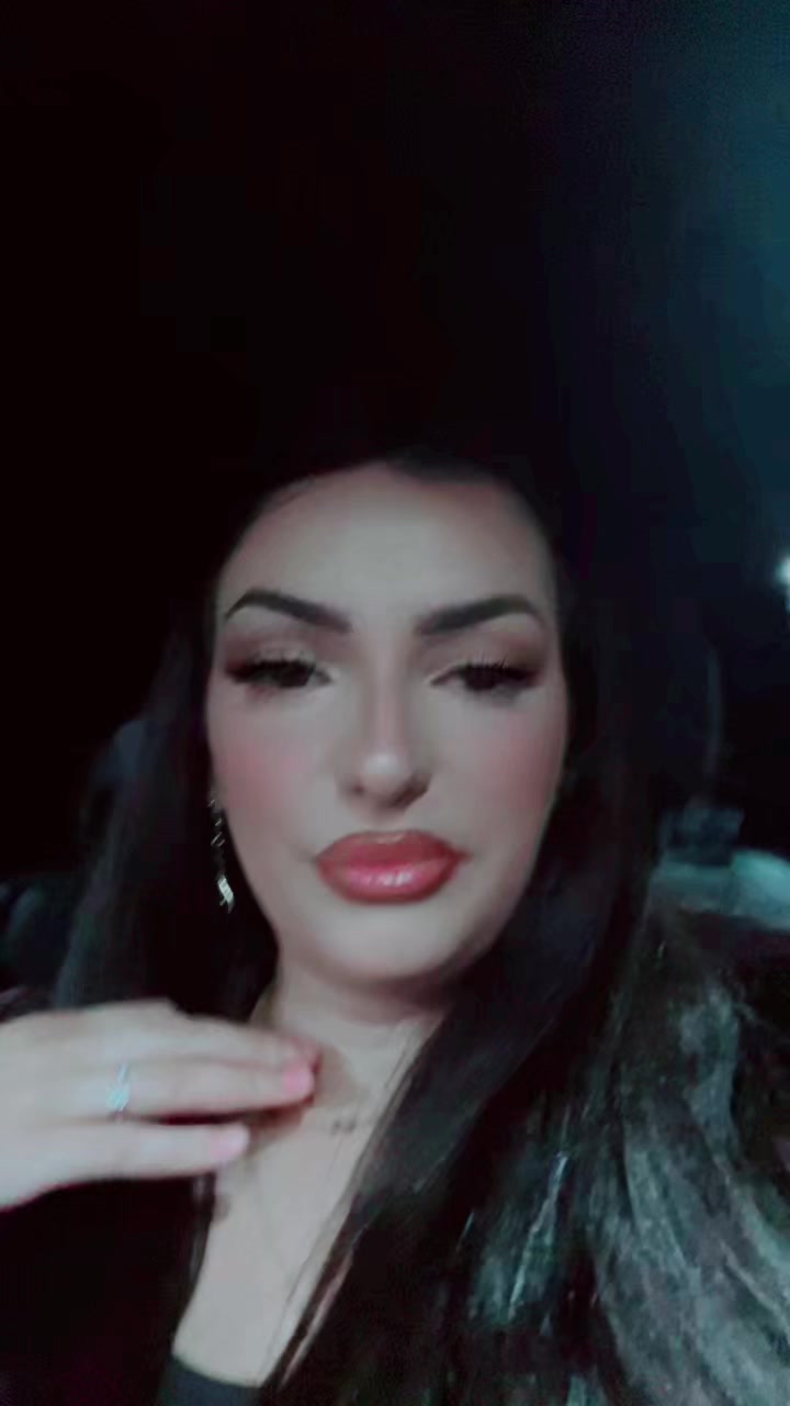 @linakazimi4