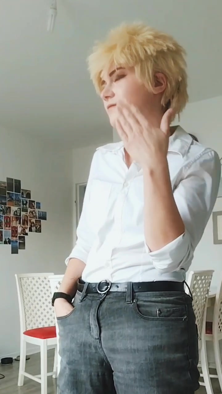 @Floliv_