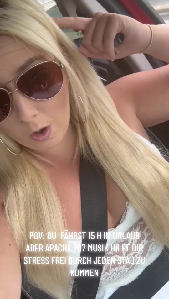 @Blondhell__