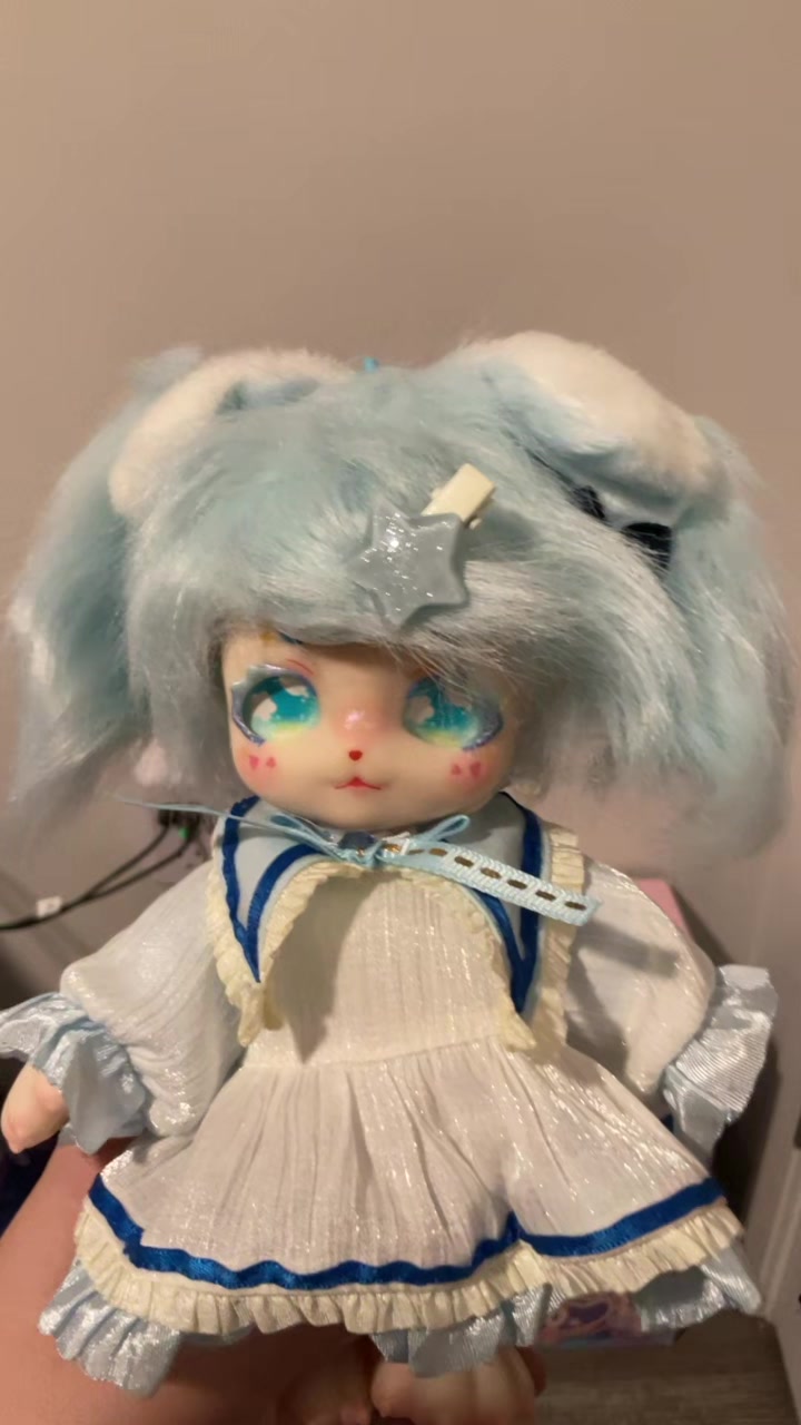 @LilHedghog