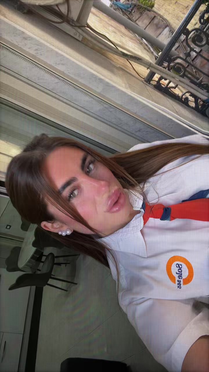 @VVV