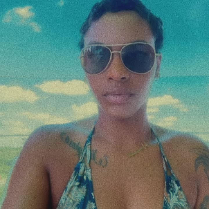@JadeWineglass