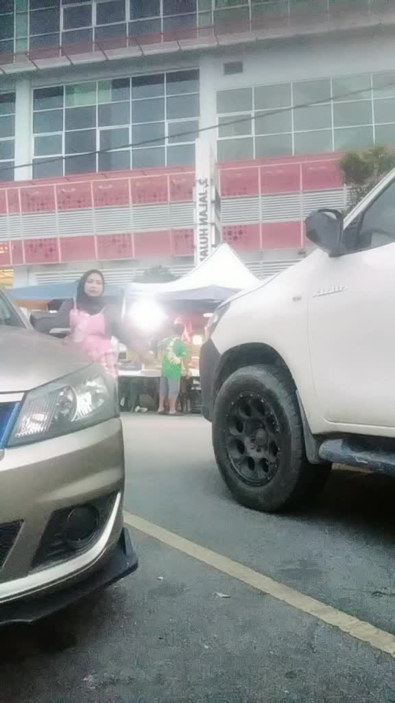 @Siti Nurhasizah