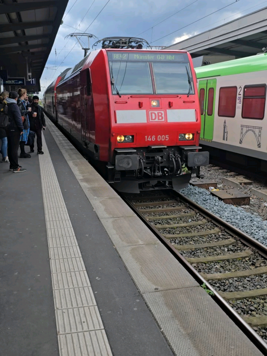 @Bus_Bahn_Videos_Essen