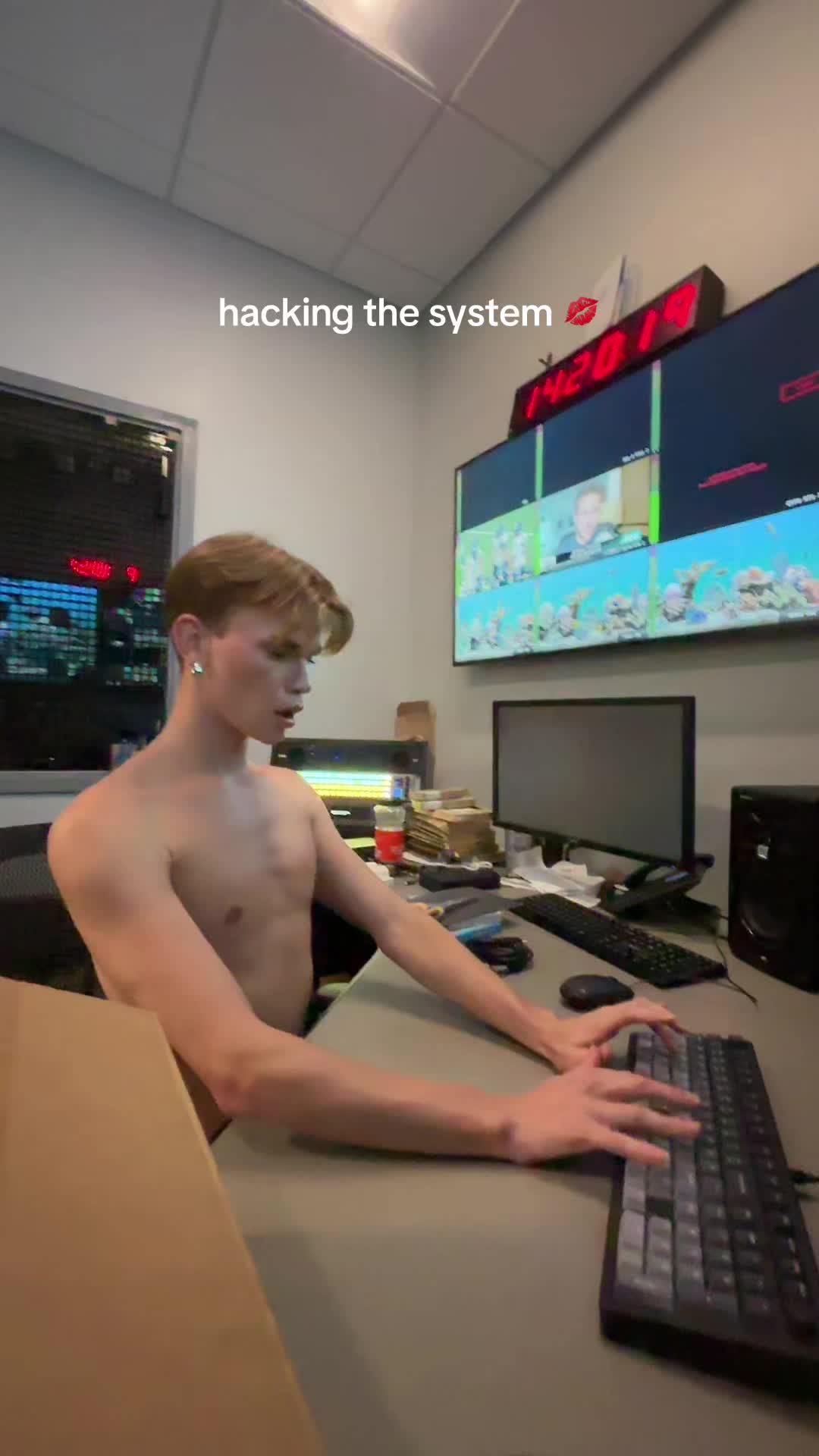 @chris 🪽