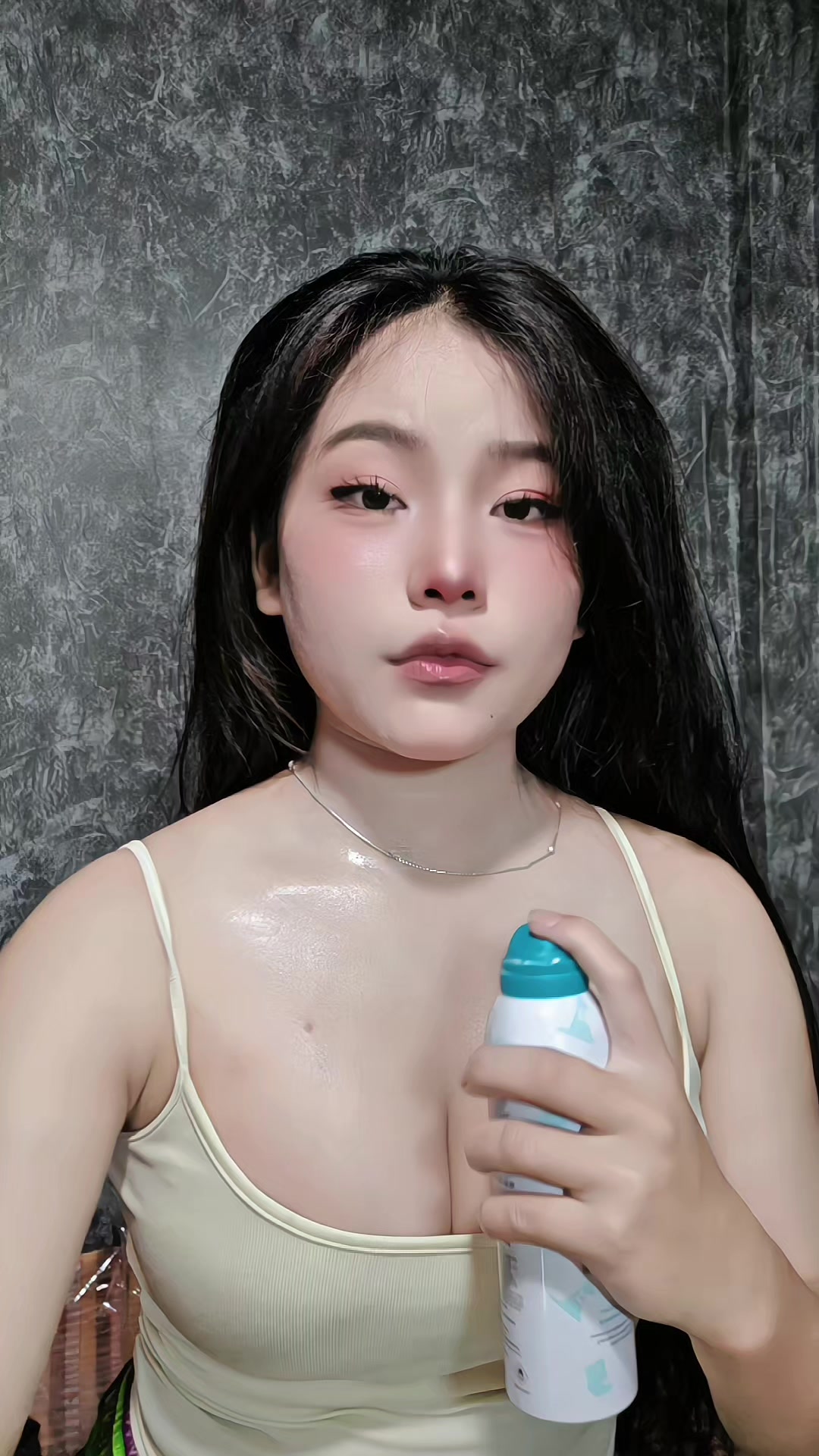 @HO&Agrave;NG VĂN T&Uacute;