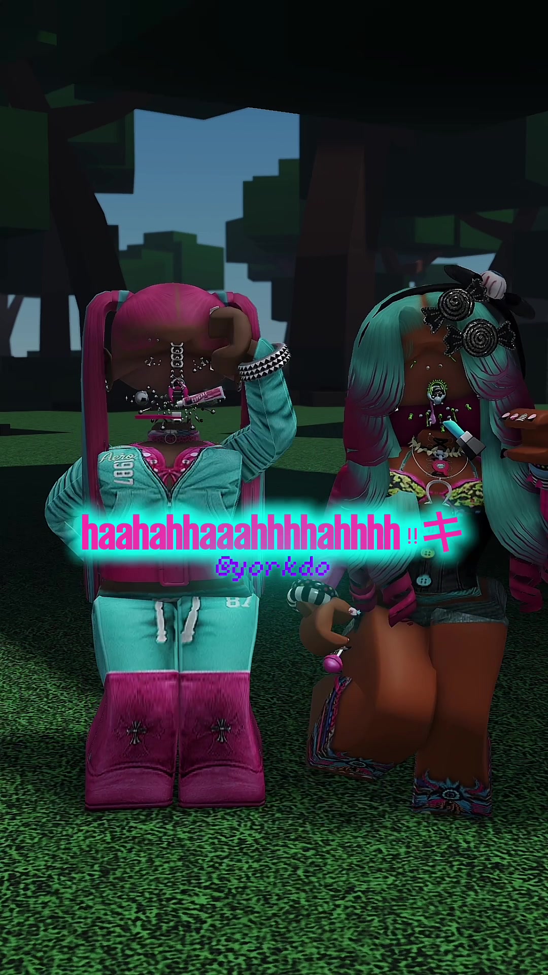 @฀