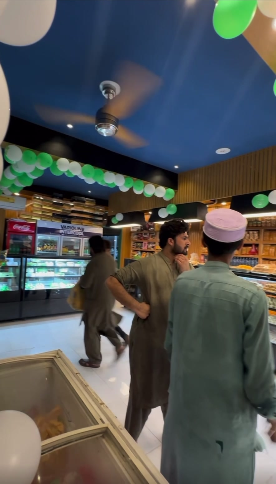 @Jan Sweets & Bakery