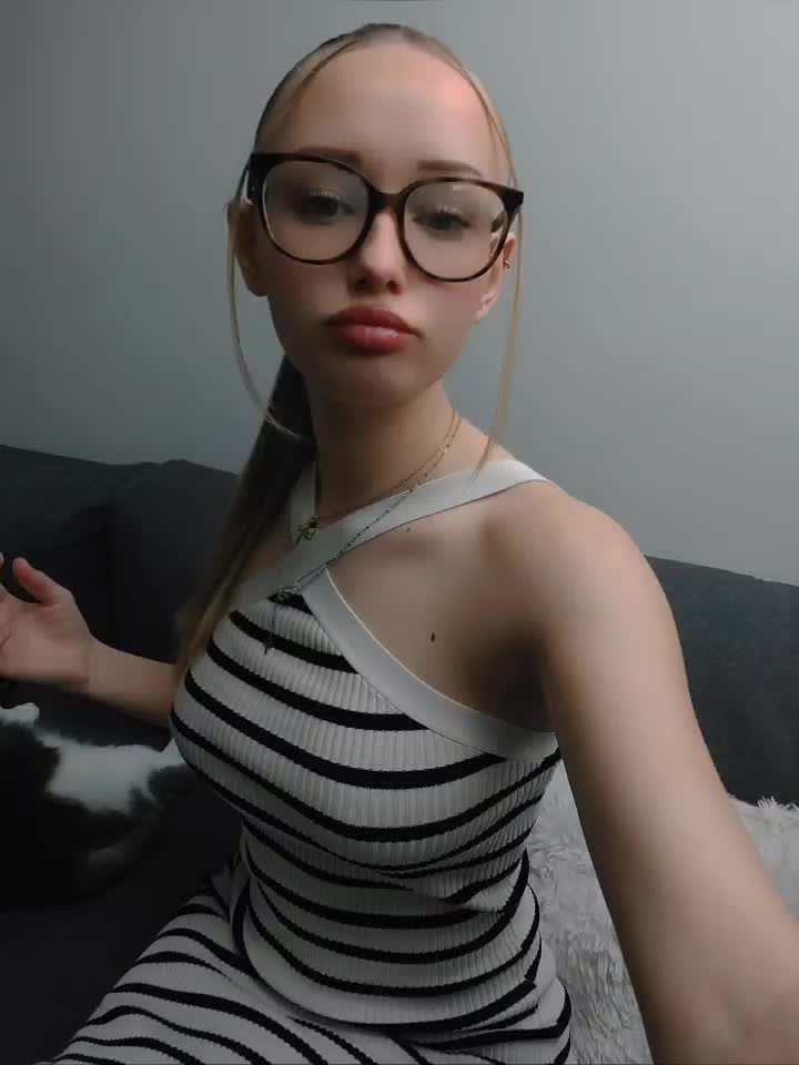 @Zély