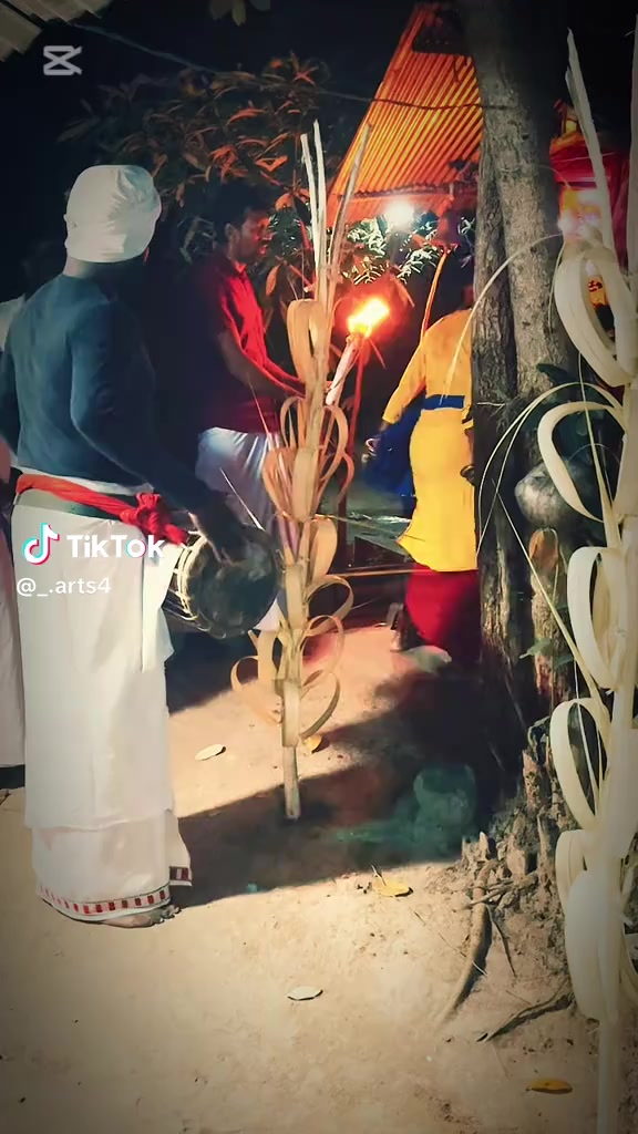 @නිලුකා ගුරු මෑණියෝ 🙏🙏🙏🙏