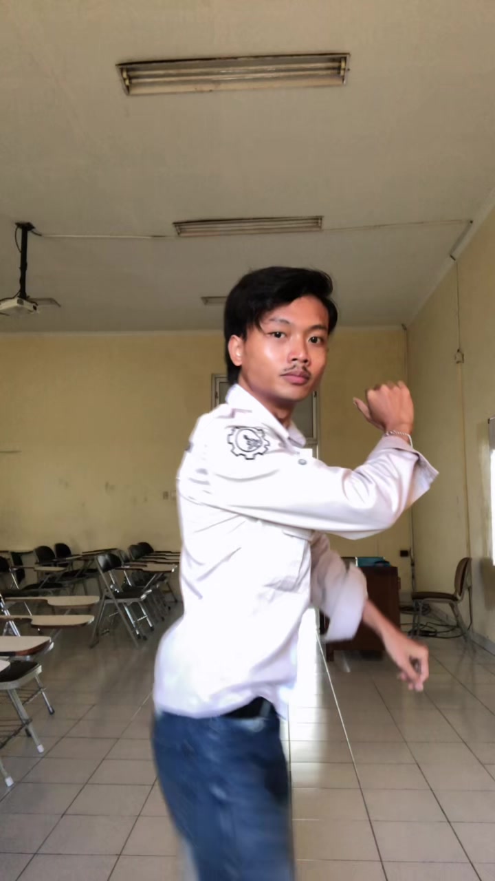 @Inisial F 👾