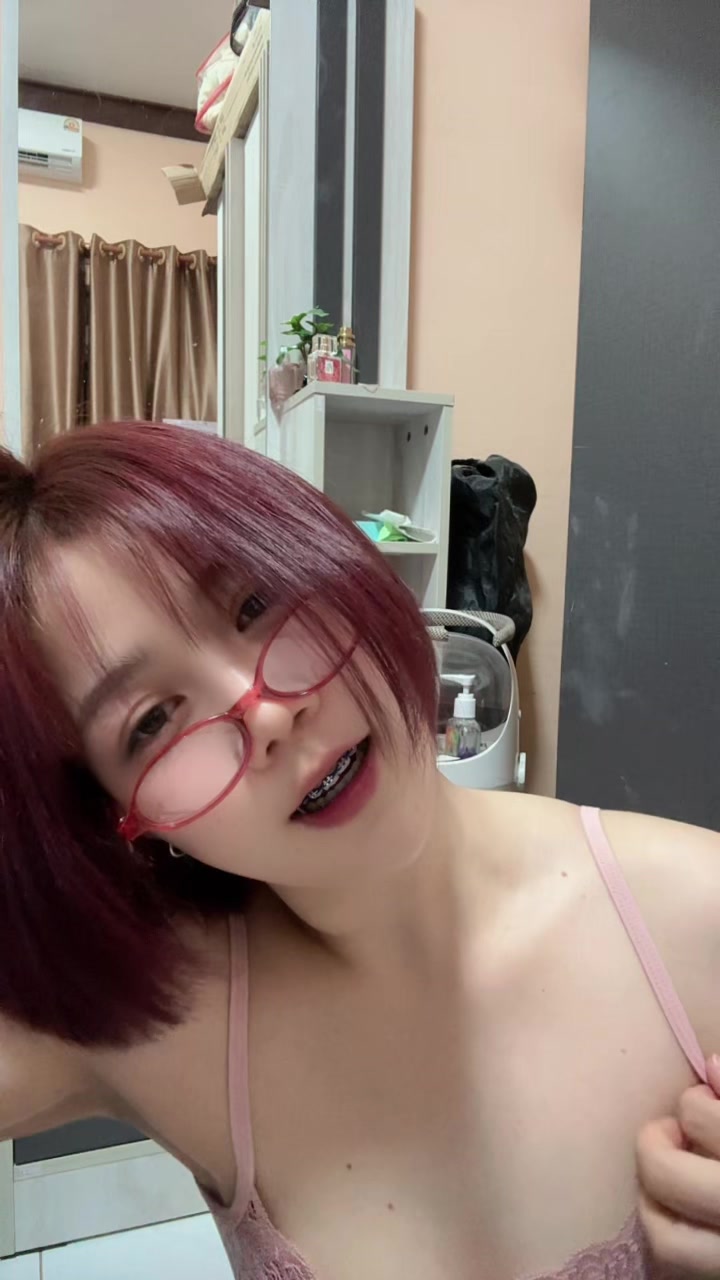 @จิราพร👤