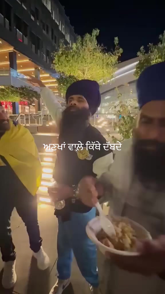 @ਖੰਡਾ ਜਾਂ ਤਿਰੰਗਾ