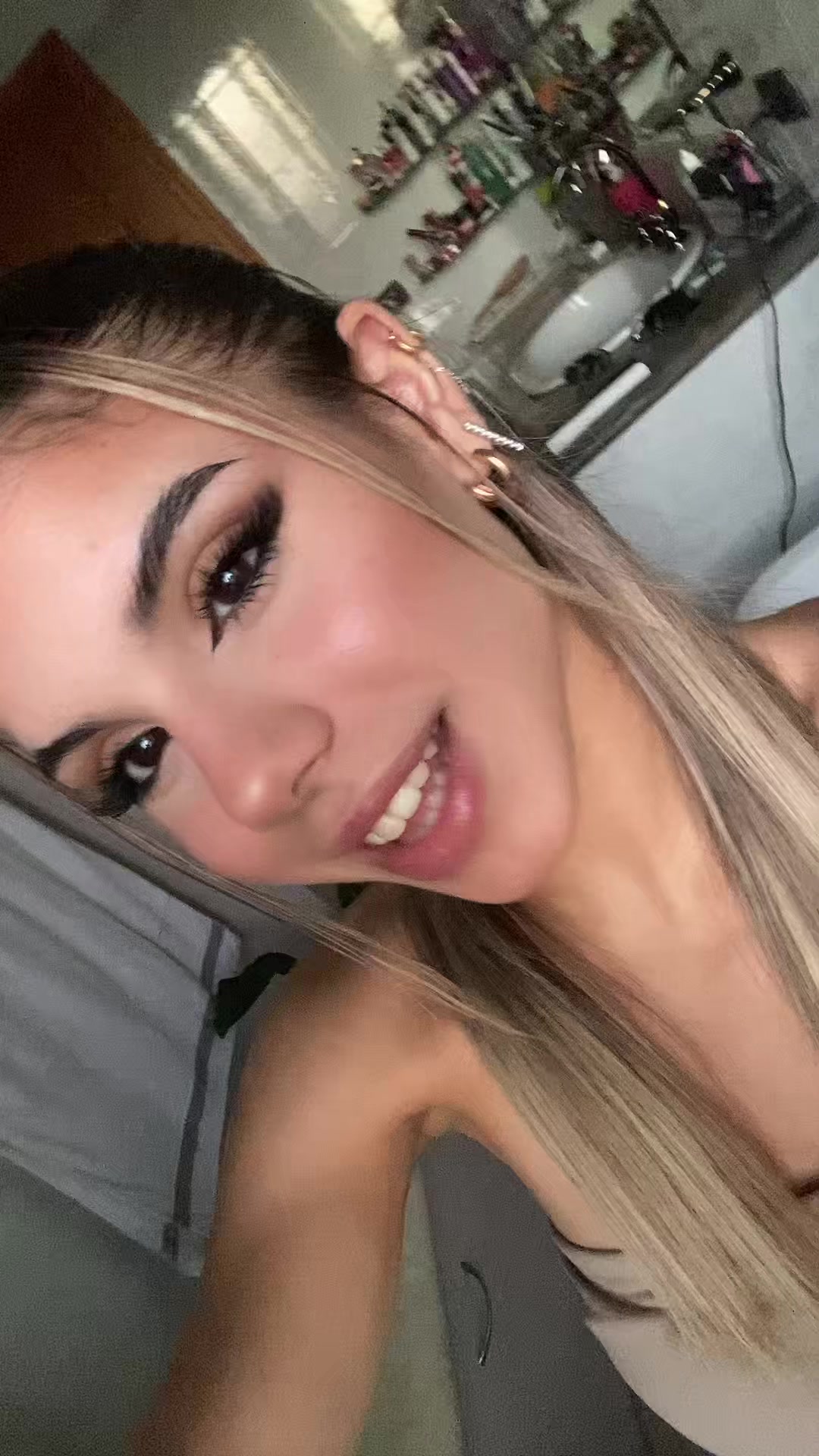 @Francesca-