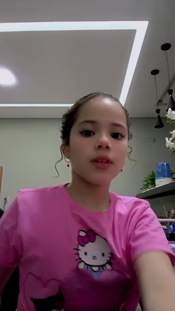 @Valentina Fernandes