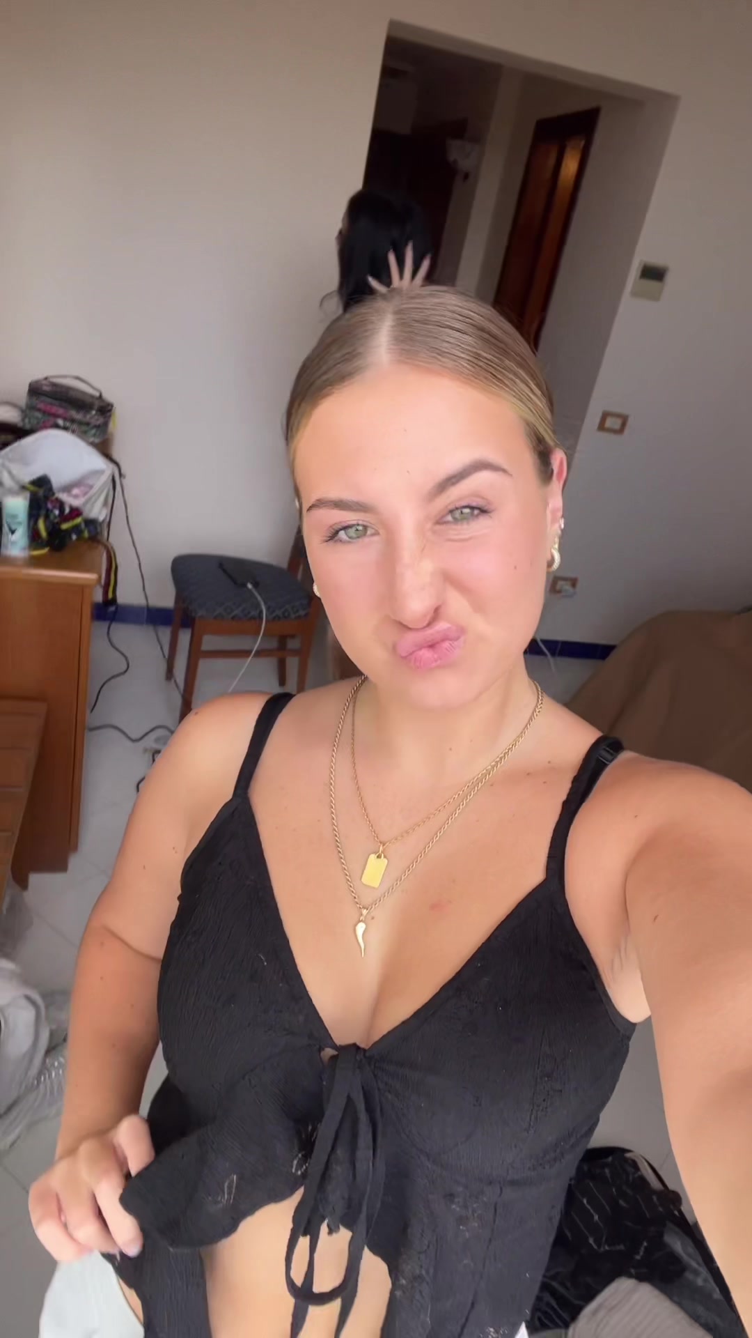 @Gabsterlla