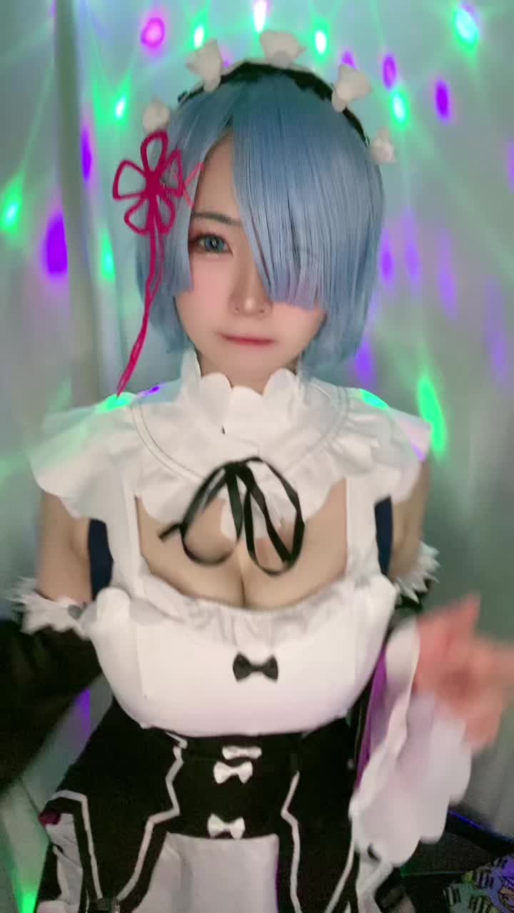 @ぱい美👙🍌コスプレ