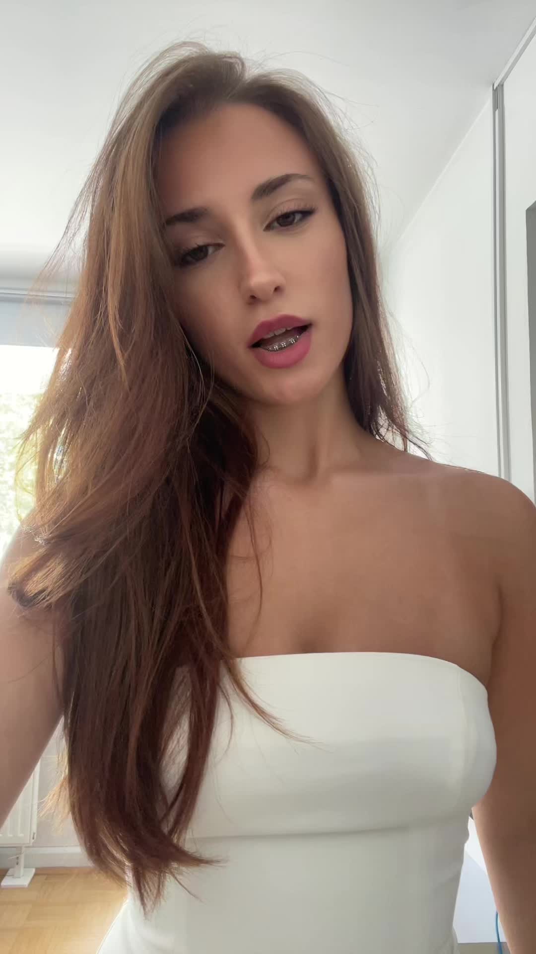 @noella