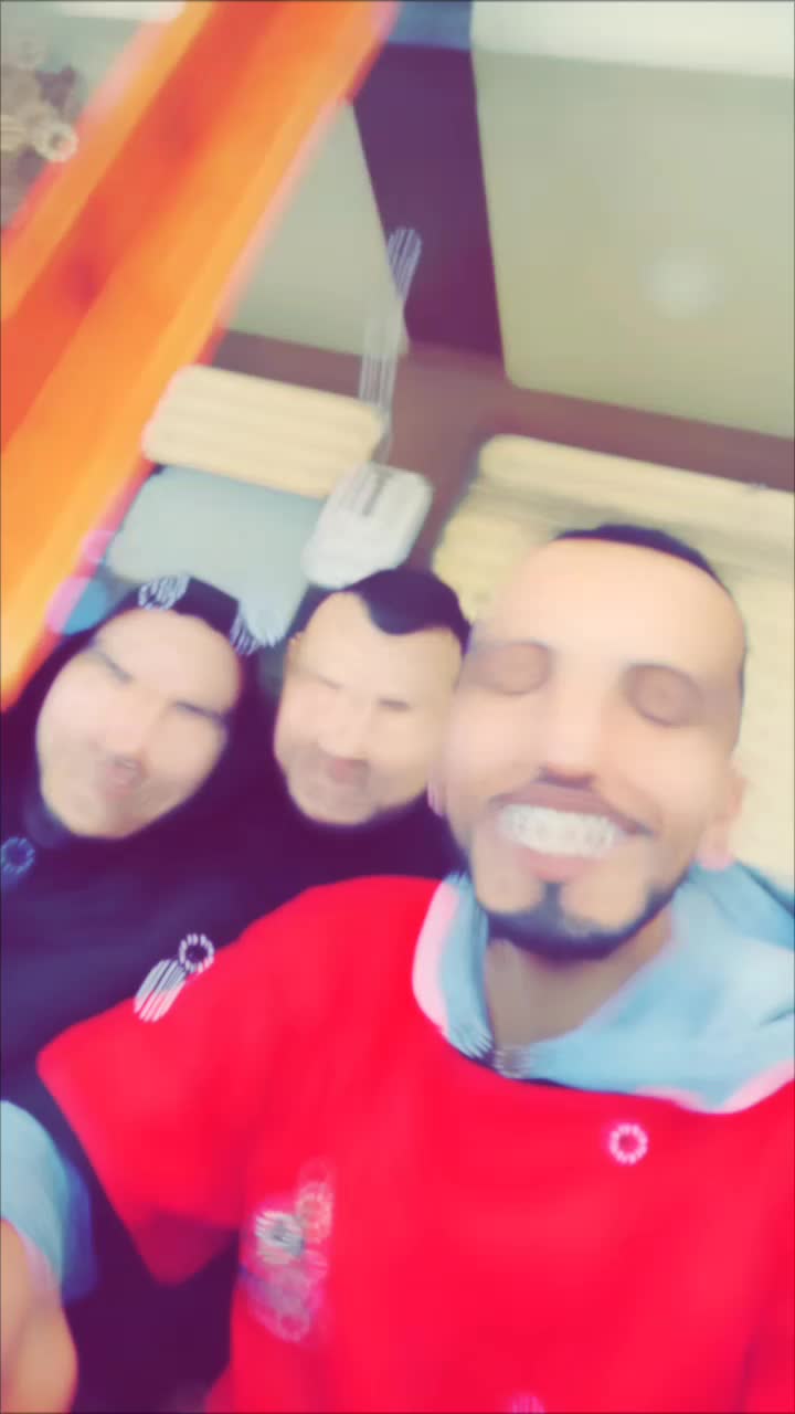 @Oussama Benhenni