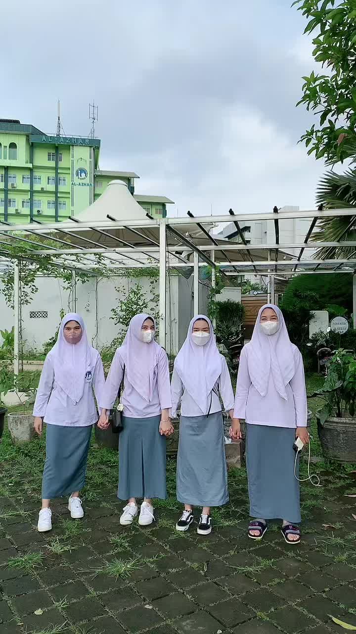 @Nadhira Shafazka✨