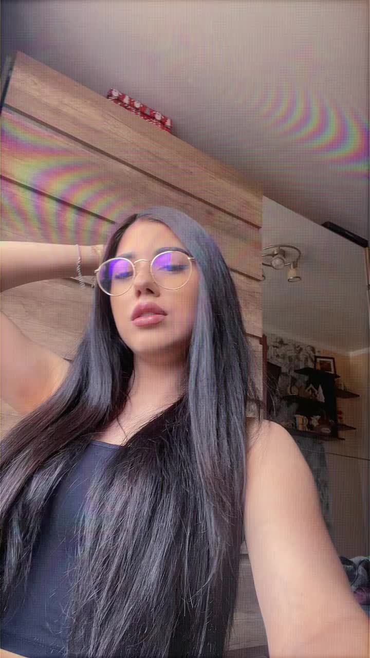 @rebeee