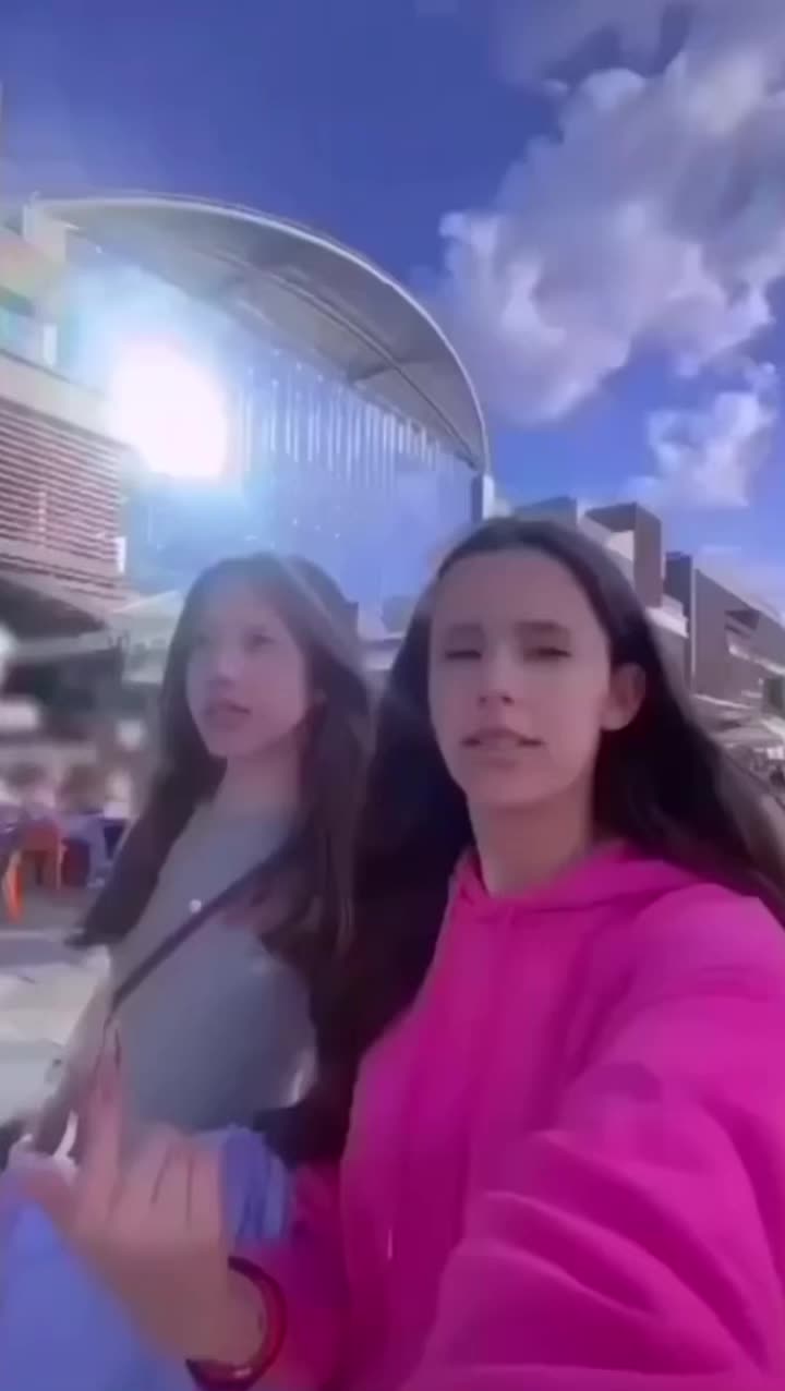 @Adri