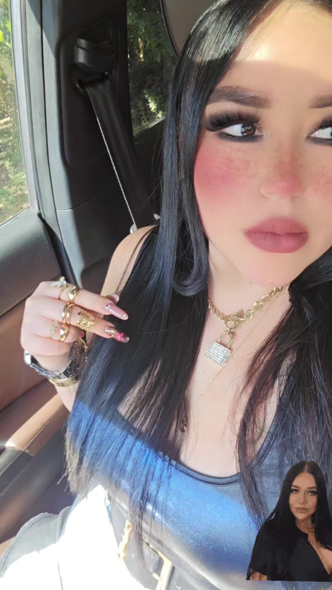 @VioletaUgalde