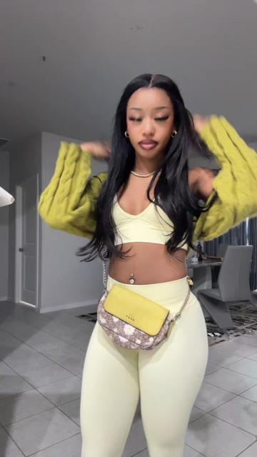 @Adaezeeeee