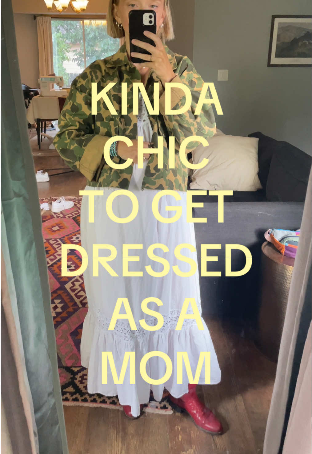 @makenziewears | mom style