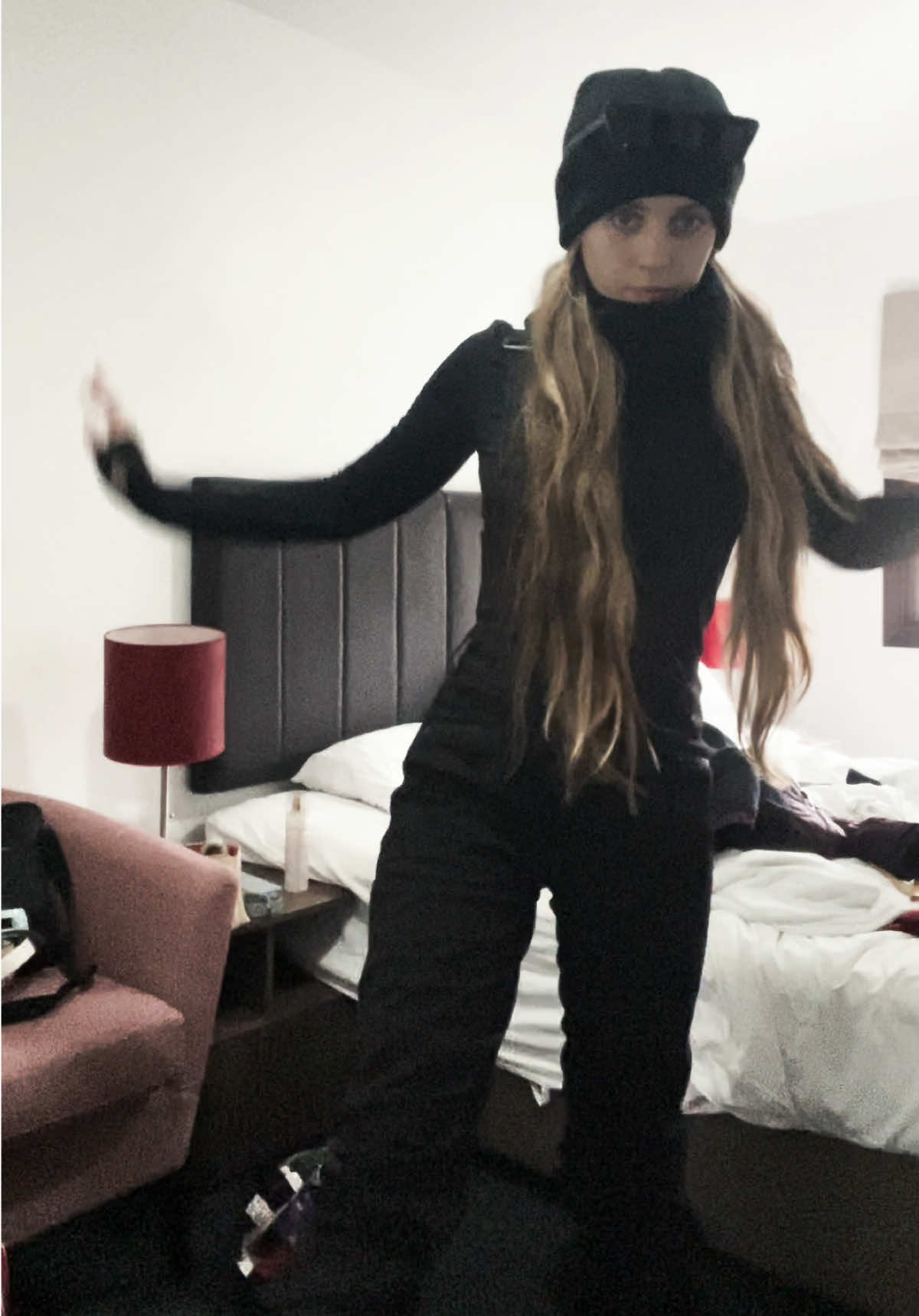 @Lo