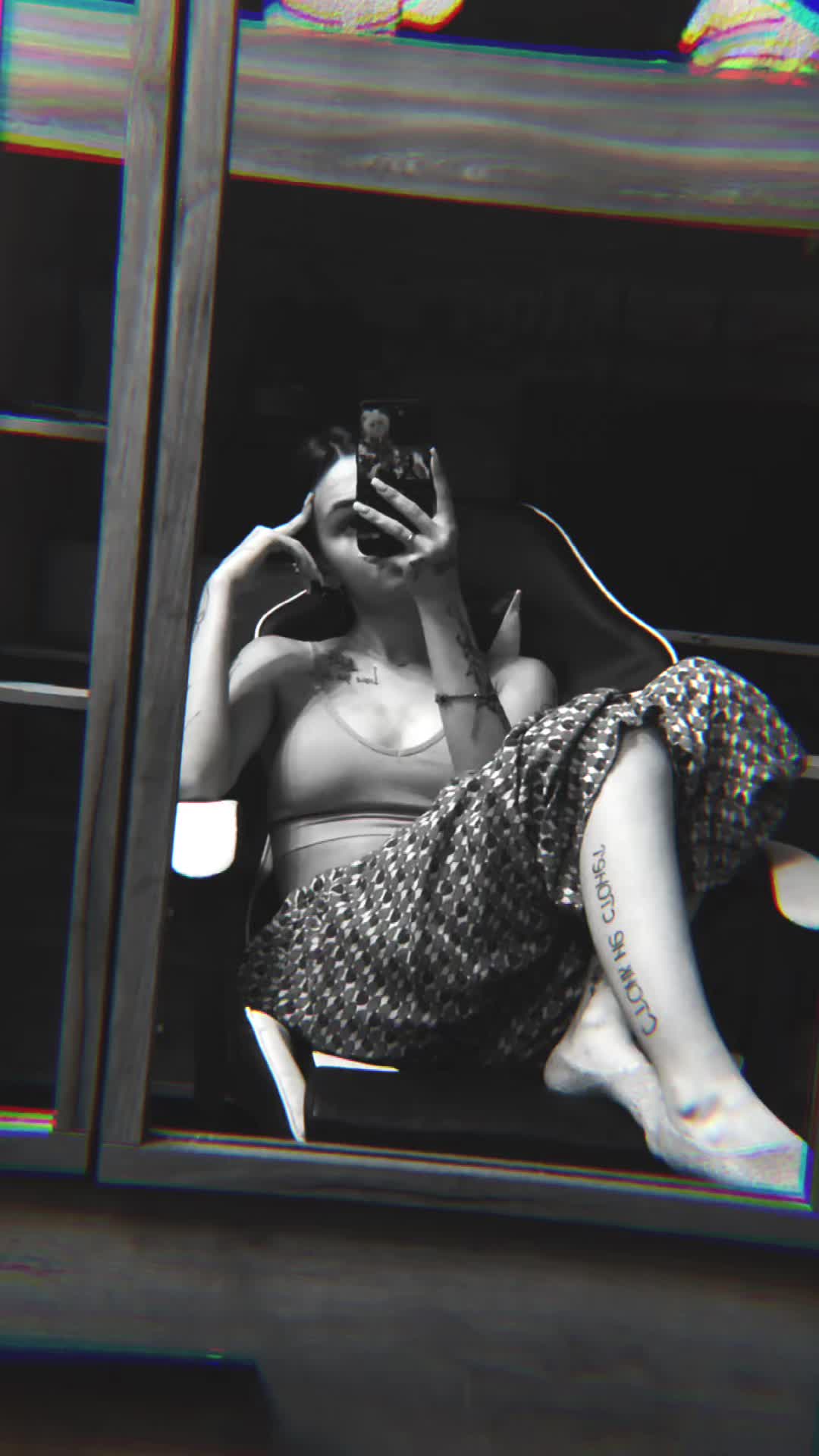 @Сучка&hearts;️😏