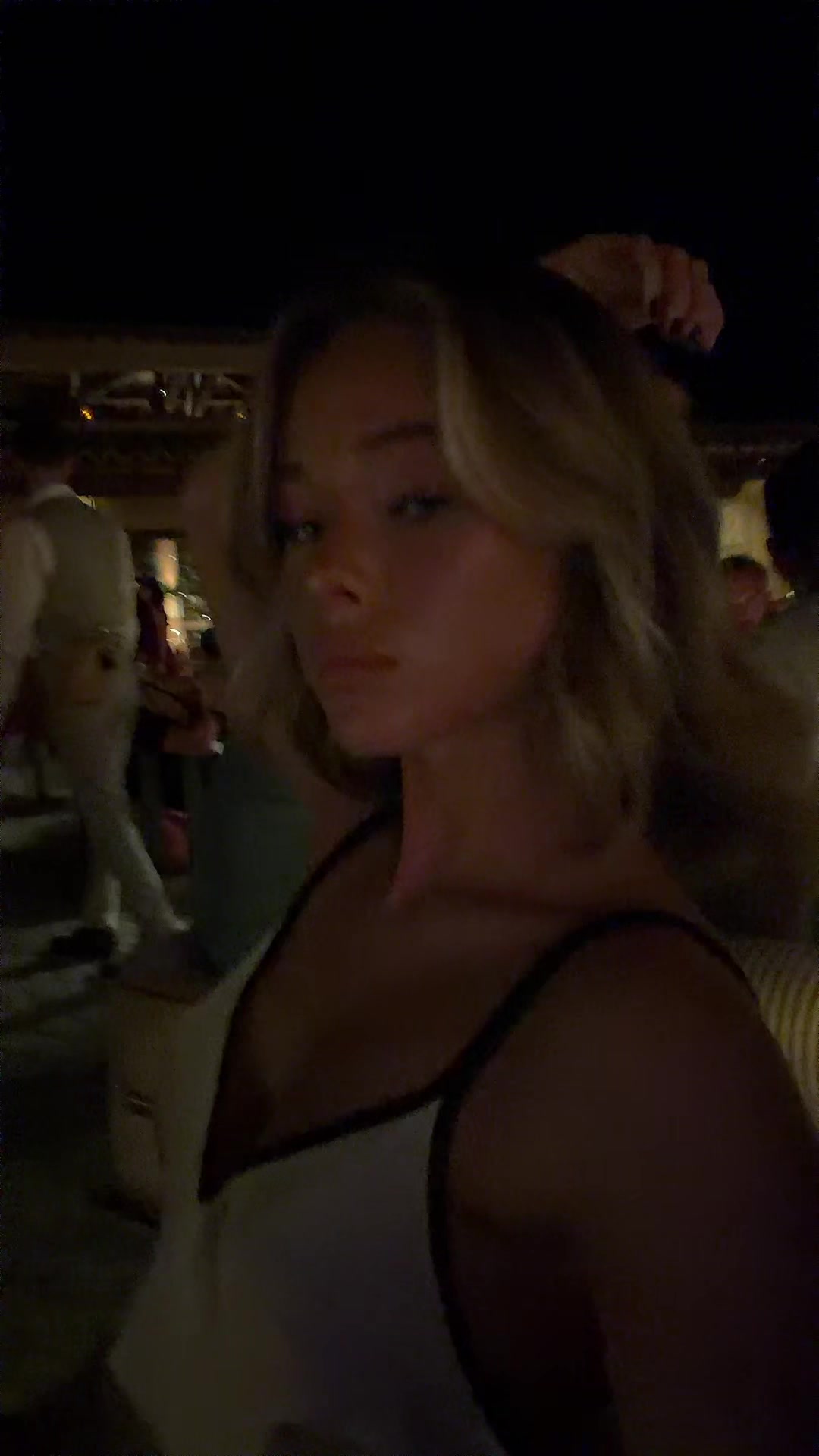 @LI