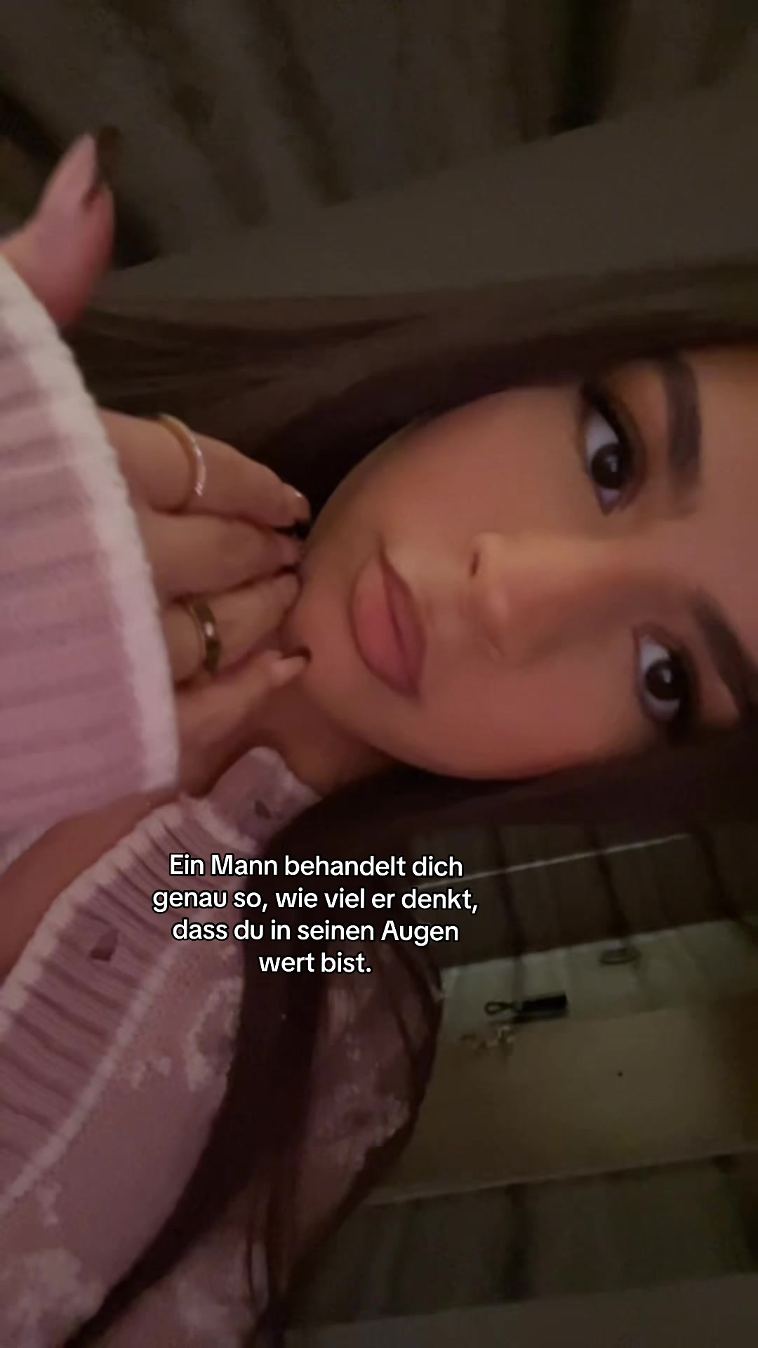 @🌘