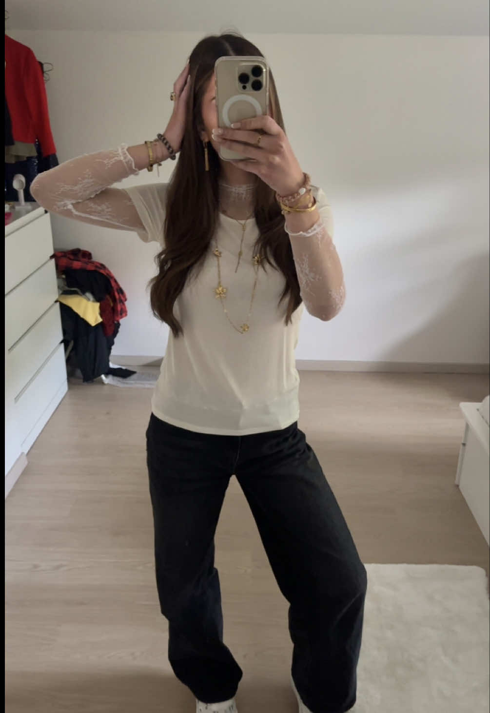 @𝑠𝑜𝑓𝑖𝑎