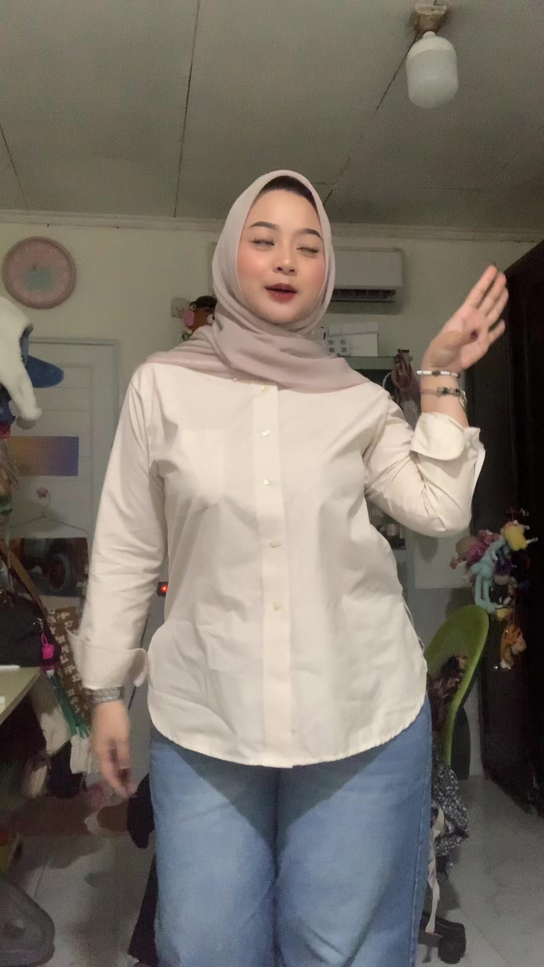 @shifaalmiraa
