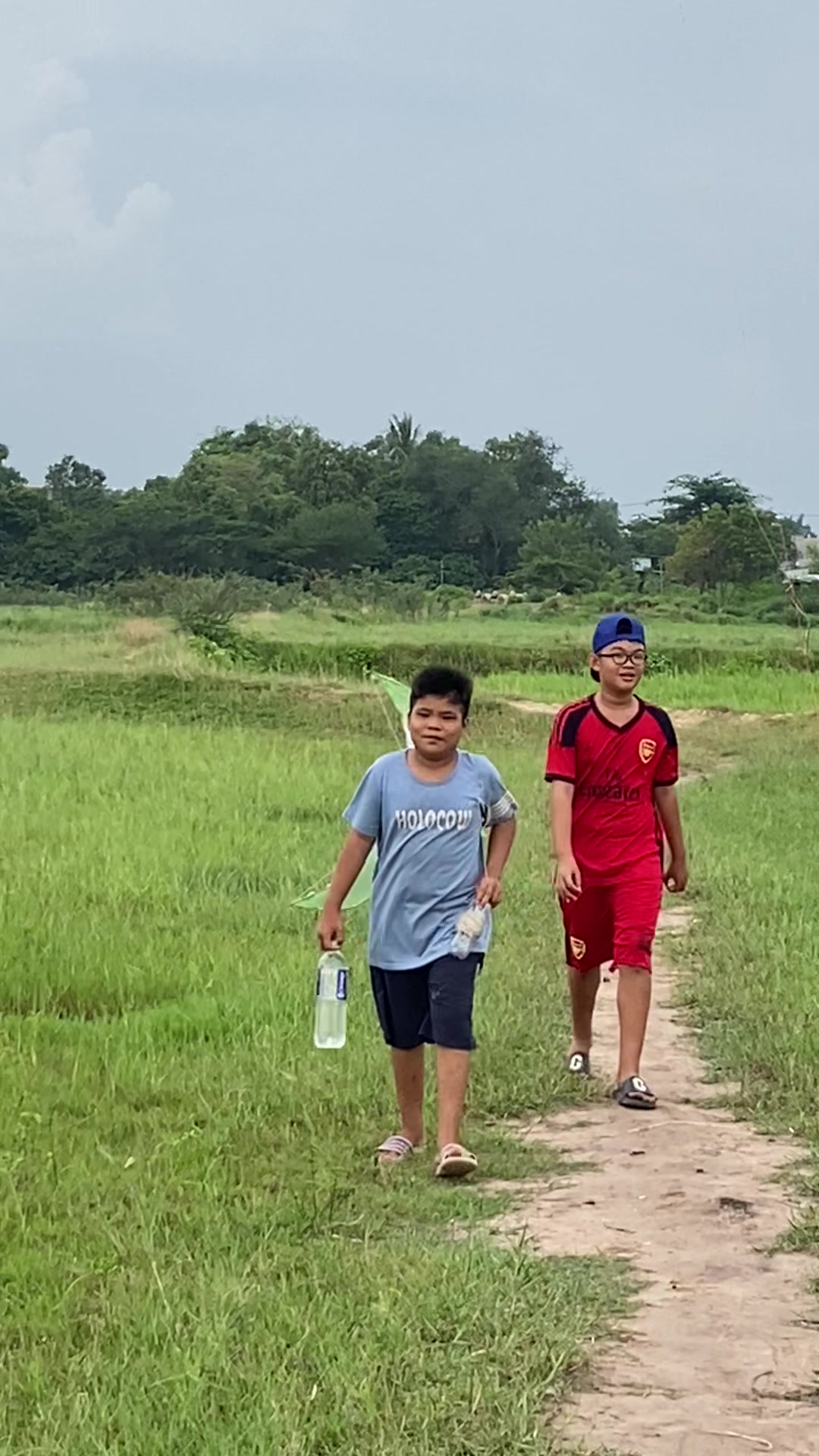 @Thả diều cùng Lợi
