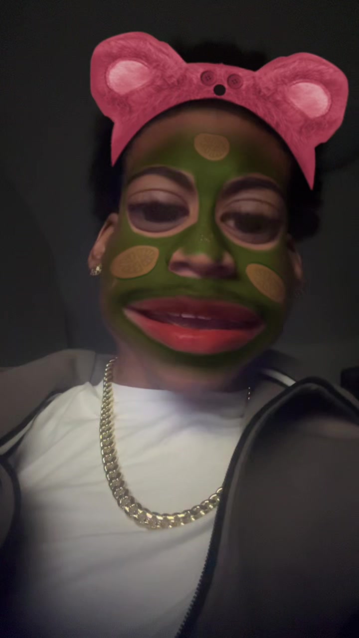 @coolboybuttonboy556